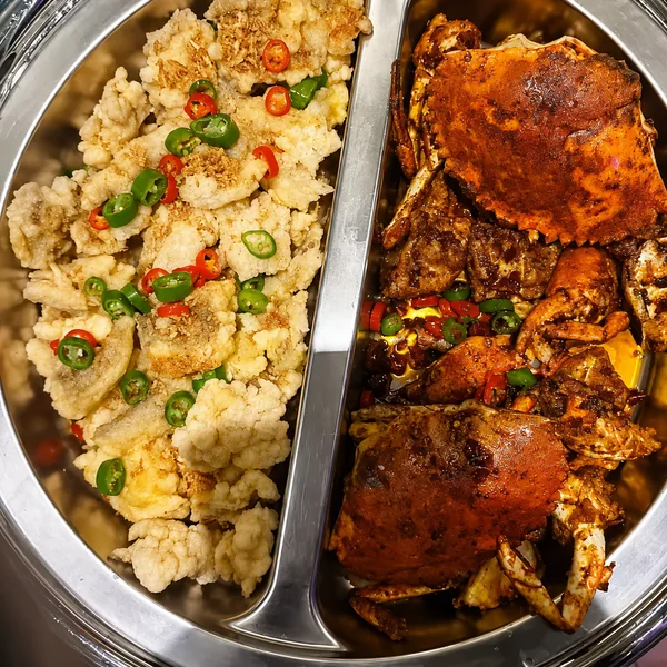 Fried rice and crab hot dishes photo