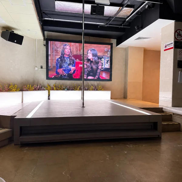 Selection stage with large screens photo